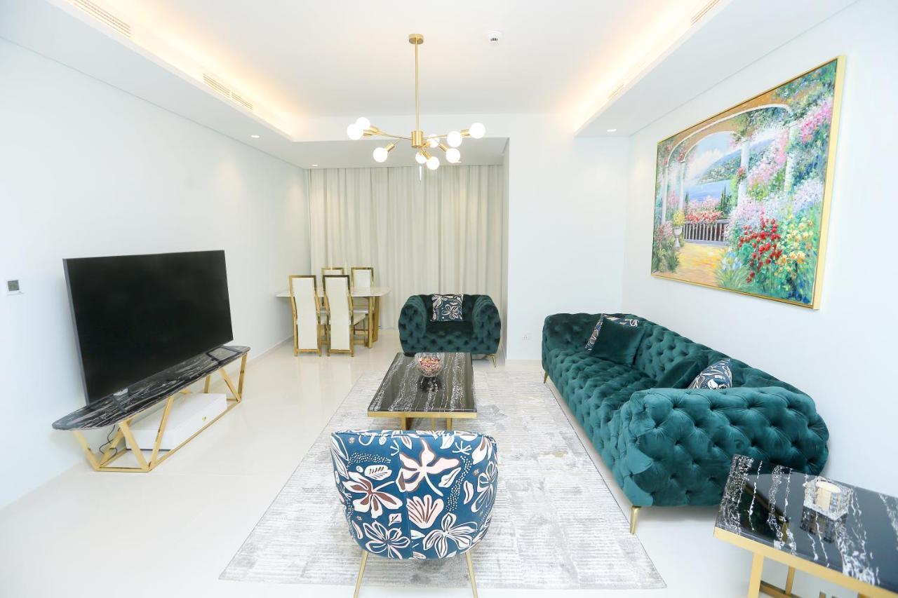 Paramount Midtown -Stunning 2 Bedroom Apt With Burj-Khalifa View Dubai Bagian luar foto