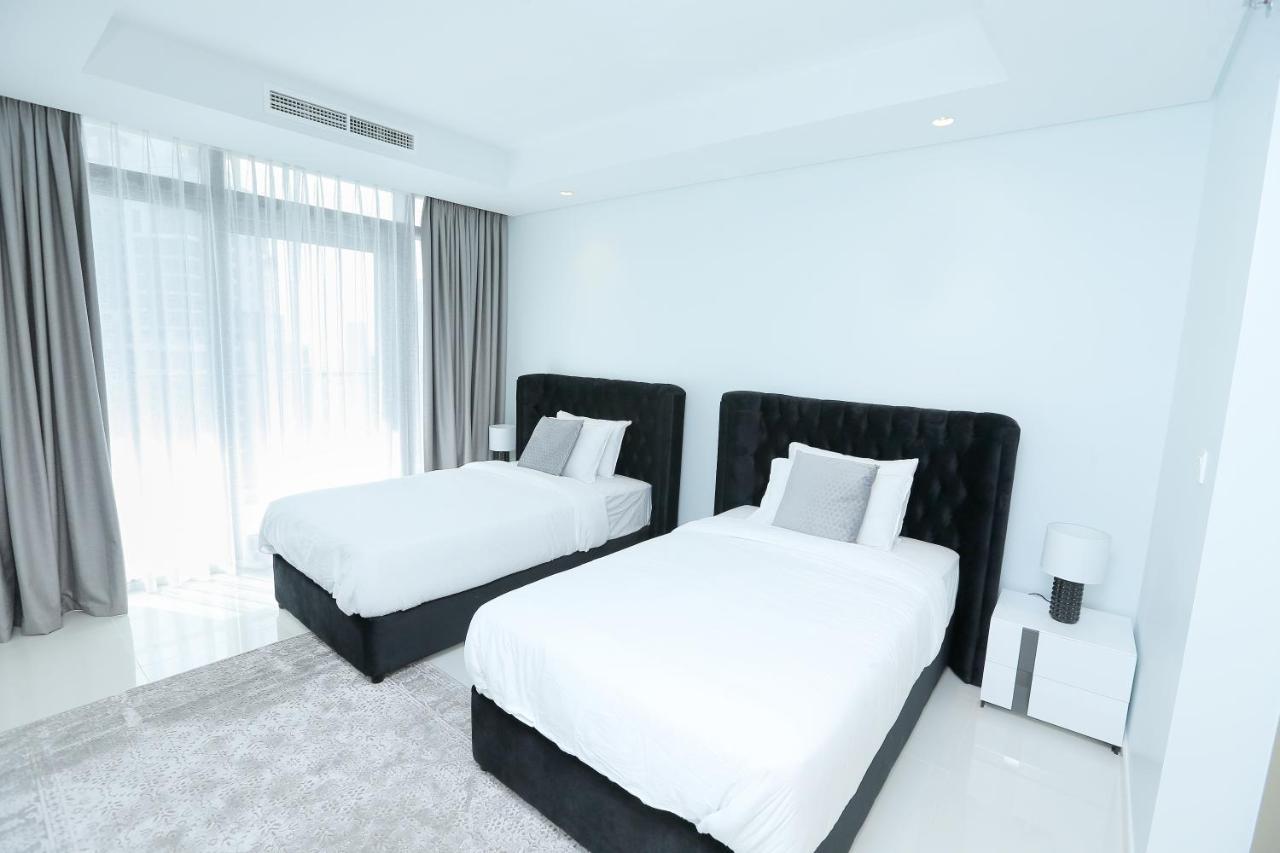 Paramount Midtown -Stunning 2 Bedroom Apt With Burj-Khalifa View Dubai Bagian luar foto